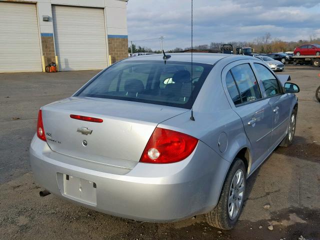 1G1AT58H897182479 - 2009 CHEVROLET COBALT LT SILVER photo 4