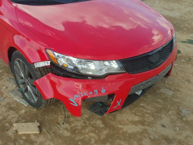 KNAFW6A39B5390006 - 2011 KIA FORTE SX RED photo 9