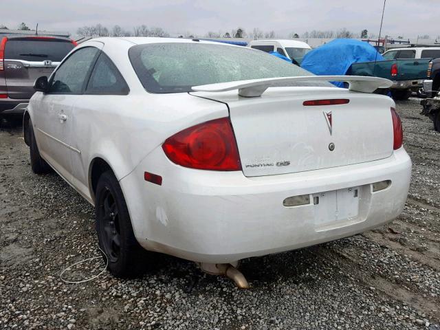 1G2AL15F477266383 - 2007 PONTIAC G5 WHITE photo 3