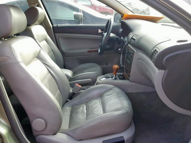 WVWRH63B33P351867 - 2003 VOLKSWAGEN PASSAT GLX 绿色 照片 5