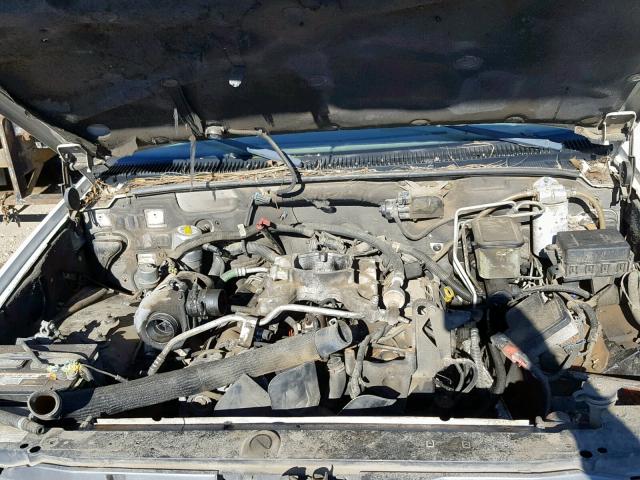 1GDKC34F3YF451346 - 2000 GMC SIERRA C35 WHITE photo 7