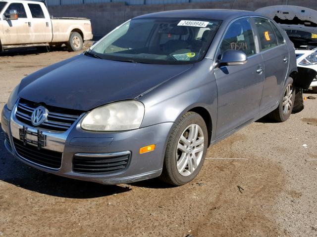 3VWEG71K67M066776 - 2007 VOLKSWAGEN JETTA WOLF GRAY photo 2