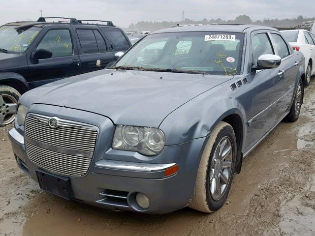 2C3KA63H16H258577 - 2006 CHRYSLER 300C BLUE photo 2