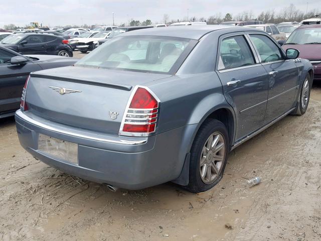 2C3KA63H16H258577 - 2006 CHRYSLER 300C BLUE photo 4