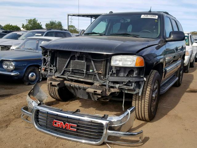 1GKEC13T05R135334 - 2005 GMC YUKON BLACK photo 2