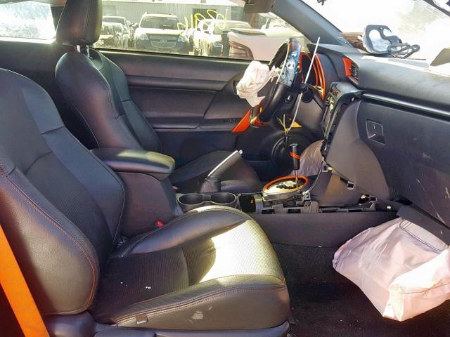 JTKJF5C76FJ006373 - 2015 TOYOTA SCION TC შავი ფოტო 5
