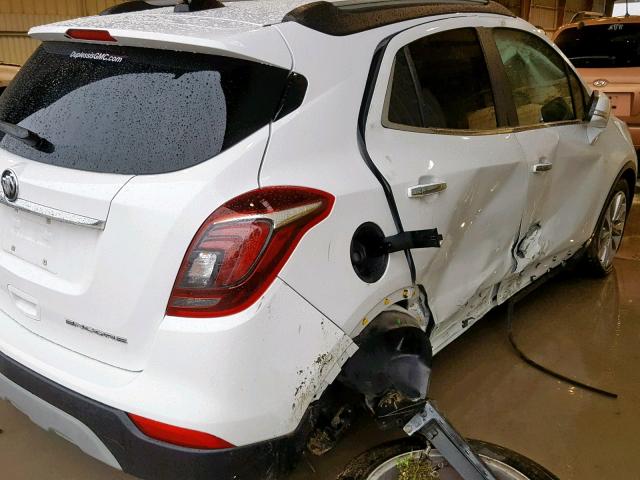 KL4CJASB8JB590012 - 2018 BUICK ENCORE PRE WHITE photo 9