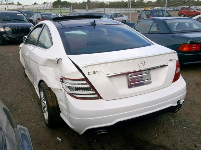 WDDGJ8JB5FG360543 - 2015 MERCEDES-BENZ C 350 4MAT WHITE photo 3