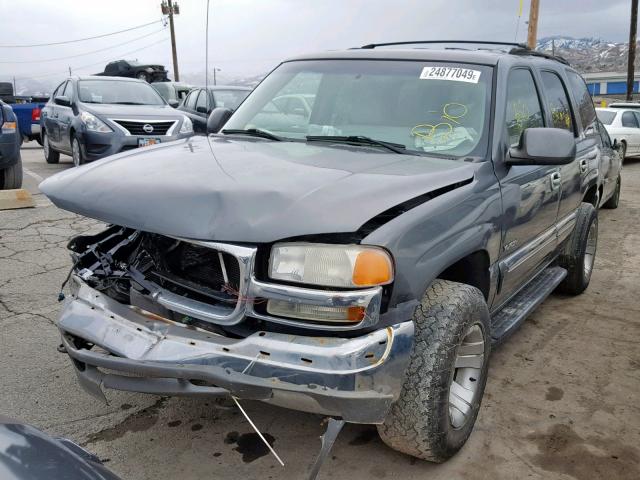 1GKEC13T22R179752 - 2002 GMC YUKON GRAY photo 2