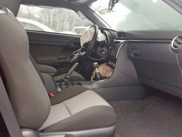 JTKJF5C71E3070274 - 2014 TOYOTA SCION TC GRAY photo 5