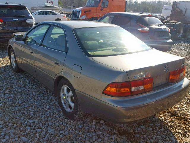 JT8BF28G7W5022446 - 1998 LEXUS ES 300 BEIGE photo 3