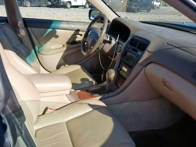 JT8BF28G7W5022446 - 1998 LEXUS ES 300 BEIGE photo 5