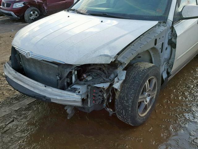 2A8GF68X57R290004 - 2007 CHRYSLER PACIFICA T WHITE photo 9