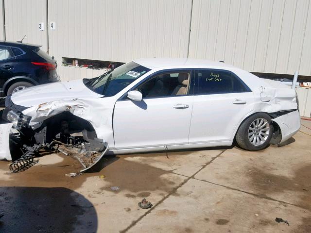 2C3CCAAG7DH509403 - 2013 CHRYSLER 300 WHITE photo 9