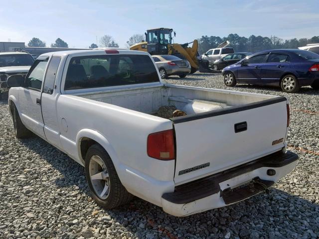 1GTCS19W728202228 - 2002 GMC SONOMA WHITE photo 3