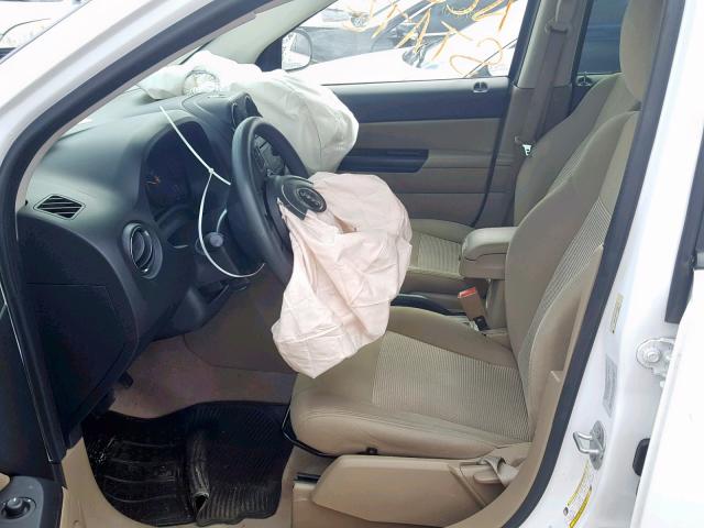 1C4NJCBA0FD262418 - 2015 JEEP COMPASS SP თეთრი ფოტო 5