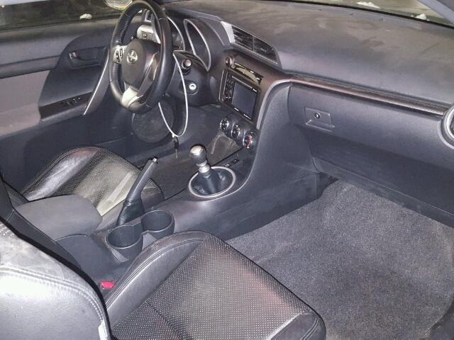 JTKJF5C73E3066632 - 2014 TOYOTA SCION TC 黑色 照片 5