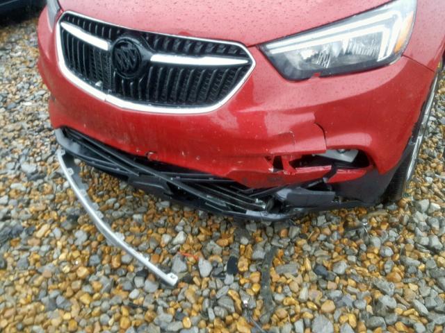 KL4CJASB6JB689377 - 2018 BUICK ENCORE PRE BURGUNDY photo 9