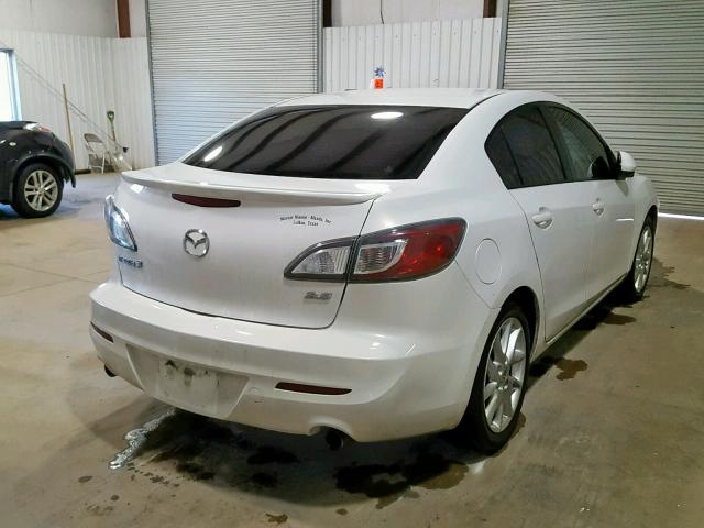 JM1BL1W57C1500325 - 2012 MAZDA 3 S WHITE photo 4