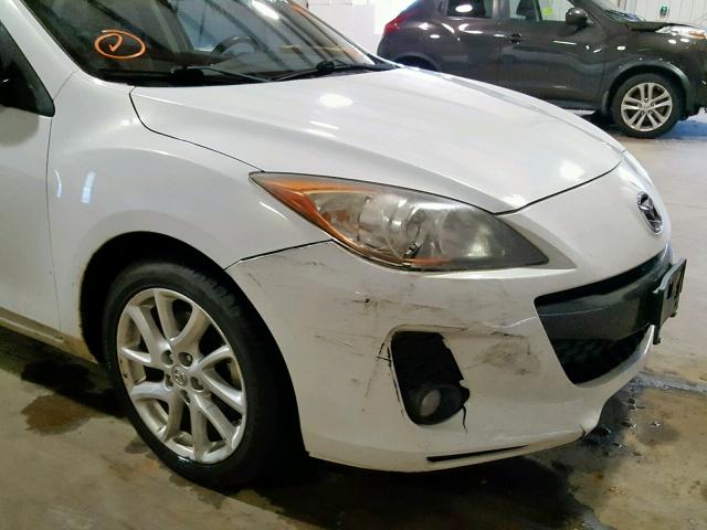 JM1BL1W57C1500325 - 2012 MAZDA 3 S WHITE photo 9