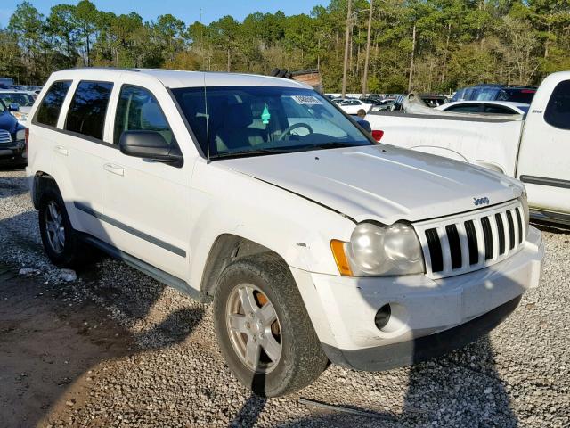 1J8GS48K57C597685 - 2007 JEEP GRAND CHER WHITE photo 1