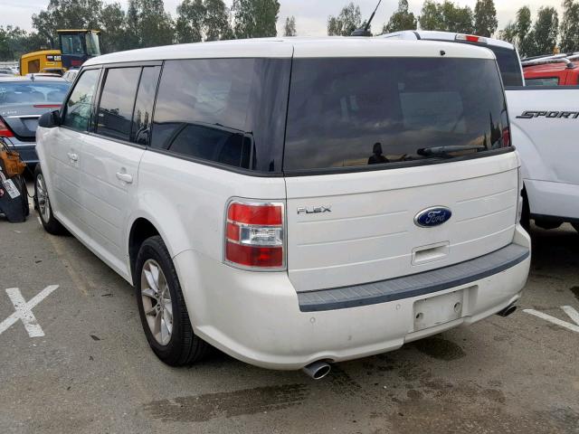 2FMGK5B86DBD03244 - 2013 FORD FLEX SE WHITE photo 3