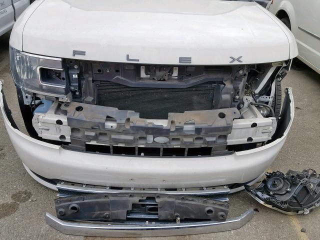 2FMGK5B86DBD03244 - 2013 FORD FLEX SE WHITE photo 9