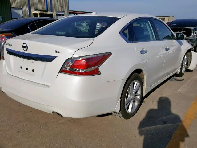 1N4AL3AP9FN353072 - 2015 NISSAN ALTIMA 2.5 WHITE photo 4