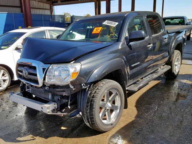 3TMJU62N39M089335 - 2009 TOYOTA TACOMA DOU BLACK photo 2