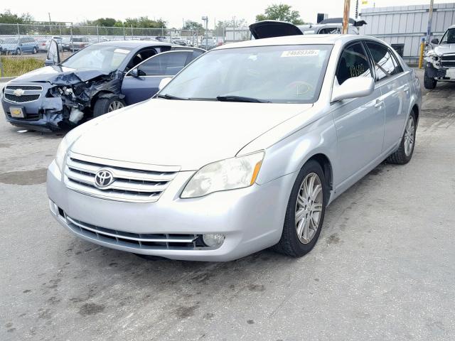 4T1BK36B37U181736 - 2007 TOYOTA AVALON XL SILVER photo 2