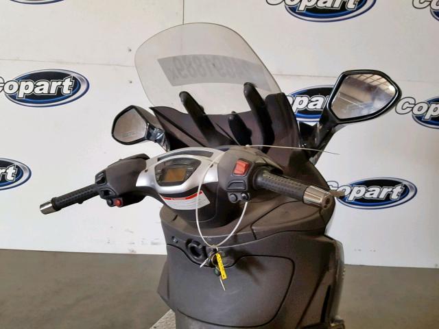 ZAPM270W555001176 - 2005 PIAGGIO X9 EVOLUTI ლურჯი ფოტო 5