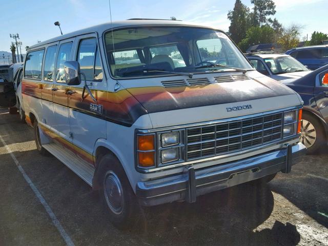 2B7HB23R6CK189338 - 1982 DODGE RAM VAN B2 WHITE photo 1