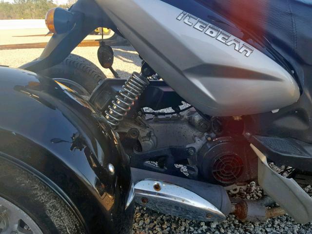 L37LMGFV1GZ010059 - 2016 DAIX SCOOTER Արծաթագույն լուսանկար 5