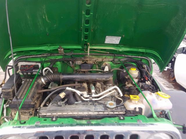 1J4FA39S45P323943 - 2005 JEEP WRANGLER X GREEN photo 7