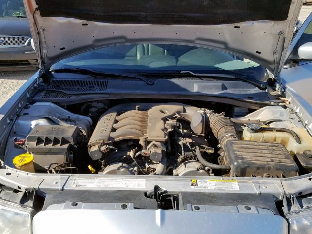 2C3KA53G57H658290 - 2007 CHRYSLER 300 TOURIN SILVER photo 7