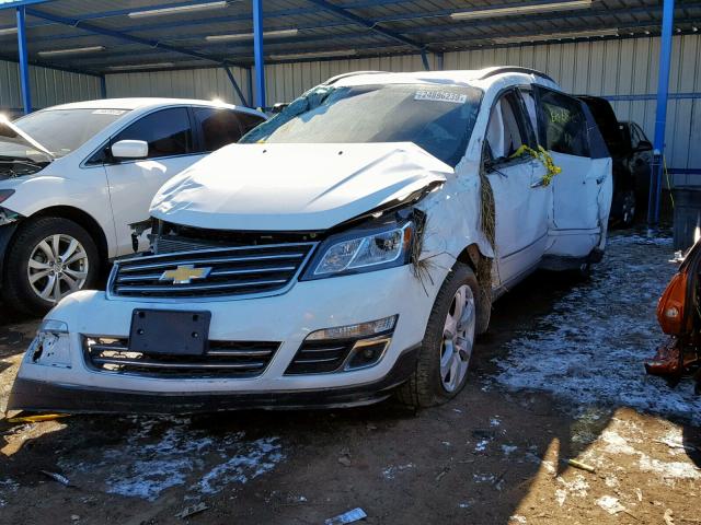 1GNKVJKD2HJ312625 - 2017 CHEVROLET TRAVERSE P WHITE photo 2