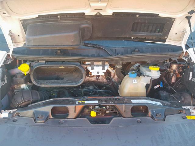 3C6TRVCG4FE520315 - 2015 RAM PROMASTER 白色 照片 7