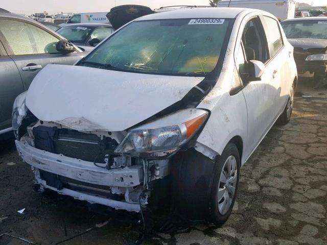 JTDKTUD30DD559333 - 2013 TOYOTA YARIS WHITE photo 2