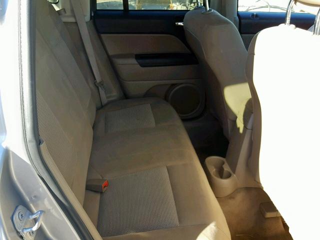 1C4NJCBA8GD664902 - 2016 JEEP COMPASS SP ვერცხლისფერი ფოტო 6