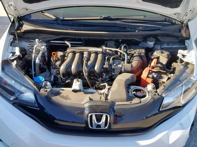 JHMGK5H54GS004233 - 2016 HONDA FIT LX WHITE photo 7