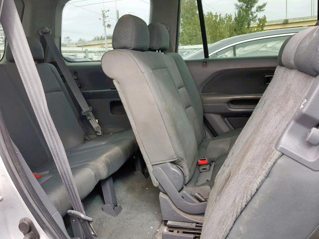 5FNYF28116B029821 - 2006 HONDA PILOT LX SILVER photo 6