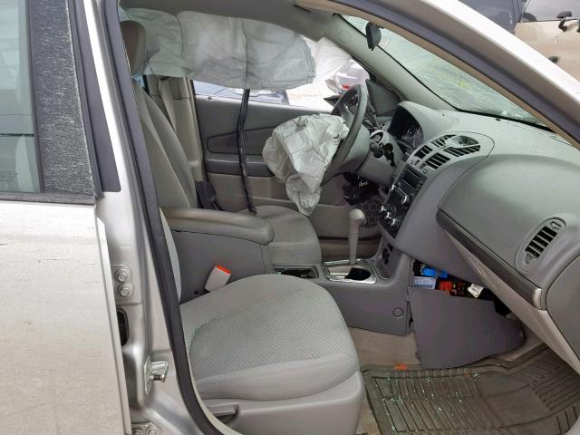 1G1ZS58F17F317924 - 2007 CHEVROLET MALIBU LS GRAY photo 5
