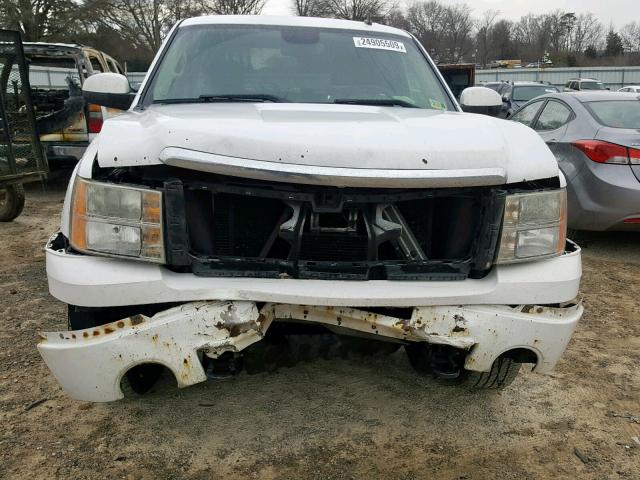 2GTEK638171725254 - 2007 GMC NEW SIERRA WHITE photo 9