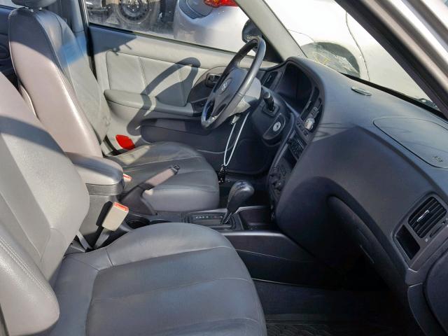 KMHDN56D35U133308 - 2005 HYUNDAI ELANTRA GL SILVER photo 5