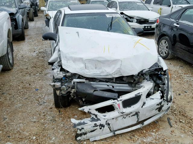 1G2NF52E84M685409 - 2004 PONTIAC GRAND AM S WHITE photo 9