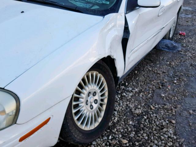 1MEFM58U03A614028 - 2003 MERCURY SABLE GS WHITE photo 9