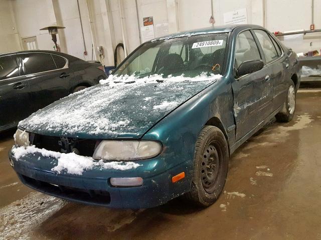 1N4BU31D4TC135667 - 1996 NISSAN ALTIMA XE GREEN photo 2