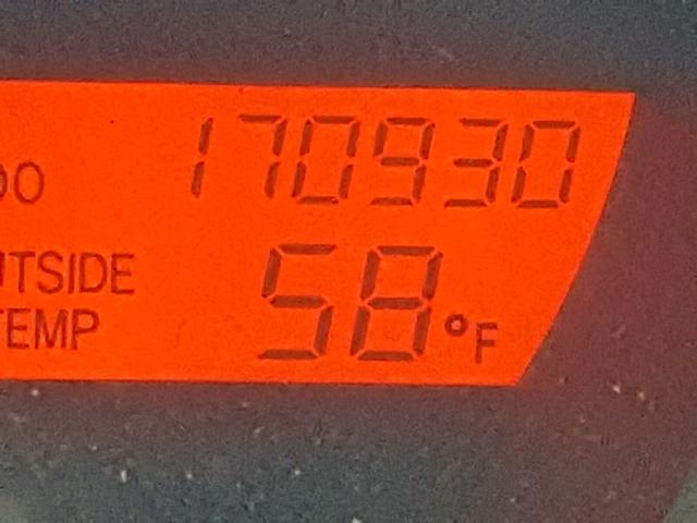 2T1KR32E73C033824 - 2003 TOYOTA MATRIX 银色 照片 8