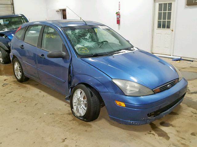 3FAFP37343R194517 - 2003 FORD FOCUS ZX5 BLUE photo 1