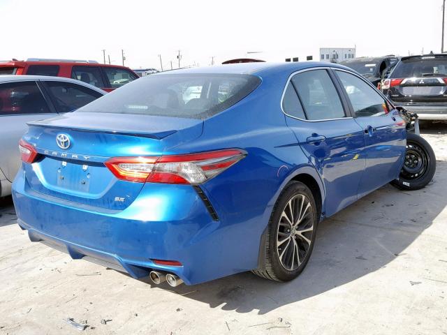 4T1B11HK3JU060300 - 2018 TOYOTA CAMRY L ლურჯი ფოტო 4